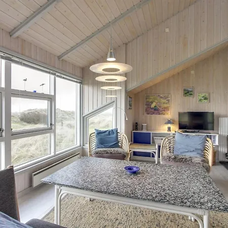 Wikar - 50m From The Sea By Interhome *